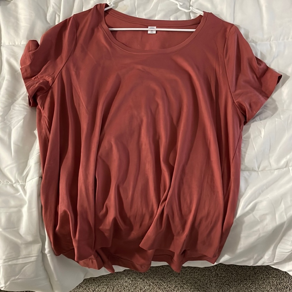 Old Navy basic Tee